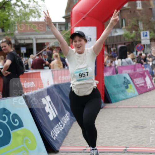 10.05.2026 - 8. Wedeler Halbmarathon Yannick Fuchs http://msf.ph/oto/9727250 10.05.2026 11:40:54 Ziel 340, 591, 738, 957, 968, 1001 meine-sportfotos.de