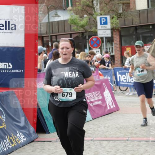10.05.2026 - 8. Wedeler Halbmarathon Yannick Fuchs http://msf.ph/oto/9727424 10.05.2026 11:41:05 Ziel 540, 679, 893, 1048, 2190 meine-sportfotos.de