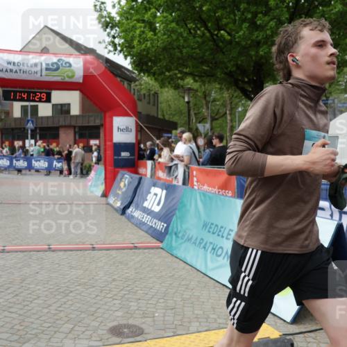 10.05.2026 - 8. Wedeler Halbmarathon Yannick Fuchs http://msf.ph/oto/9727762 10.05.2026 11:41:27 Ziel 54, 868 meine-sportfotos.de