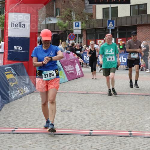 10.05.2026 - 8. Wedeler Halbmarathon Yannick Fuchs http://msf.ph/oto/9727859 10.05.2026 11:41:39 Ziel 239, 248, 453, 751, 812, 2196 meine-sportfotos.de