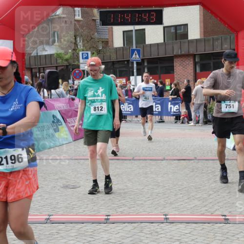 10.05.2026 - 8. Wedeler Halbmarathon Yannick Fuchs http://msf.ph/oto/9727882 10.05.2026 11:41:41 Ziel 248, 453, 751, 812, 2196, 2238 meine-sportfotos.de