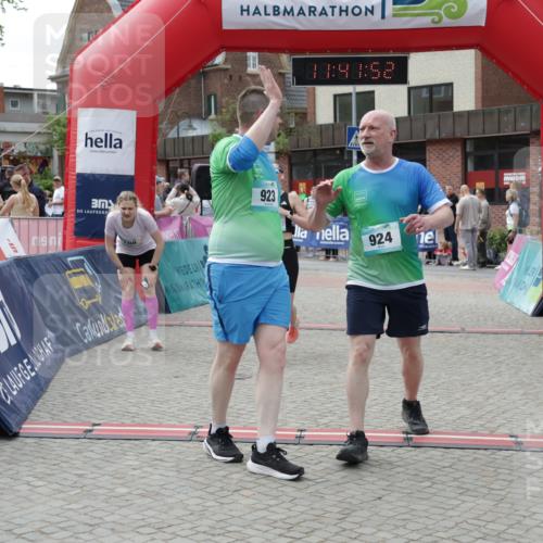10.05.2026 - 8. Wedeler Halbmarathon Yannick Fuchs http://msf.ph/oto/9728021 10.05.2026 11:41:51 Ziel 108, 223, 923, 924 meine-sportfotos.de