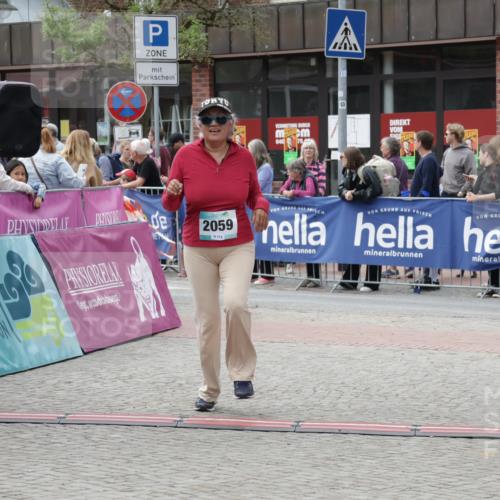 10.05.2026 - 8. Wedeler Halbmarathon Yannick Fuchs http://msf.ph/oto/9728668 10.05.2026 11:42:49 Ziel 106, 2059 meine-sportfotos.de