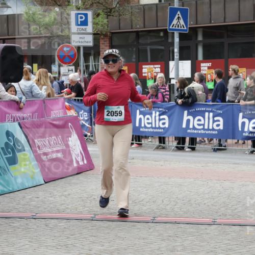 10.05.2026 - 8. Wedeler Halbmarathon Yannick Fuchs http://msf.ph/oto/9728672 10.05.2026 11:42:49 Ziel 106, 2059 meine-sportfotos.de