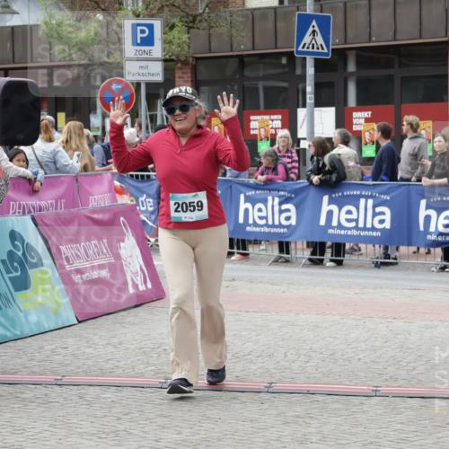 10.05.2026 - 8. Wedeler Halbmarathon Yannick Fuchs http://msf.ph/oto/9728684 10.05.2026 11:42:49 Ziel 106, 2059 meine-sportfotos.de