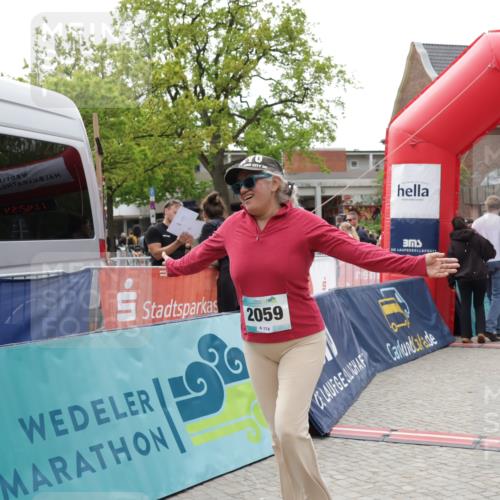 10.05.2026 - 8. Wedeler Halbmarathon Yannick Fuchs http://msf.ph/oto/9728740 10.05.2026 11:42:53 Ziel 906, 2059 meine-sportfotos.de