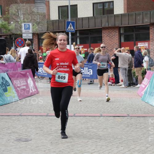 10.05.2026 - 8. Wedeler Halbmarathon Yannick Fuchs http://msf.ph/oto/9728921 10.05.2026 11:43:03 Ziel 109, 128, 649, 650, 849, 906, 973, 2158 meine-sportfotos.de