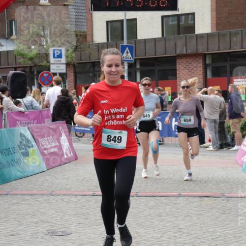 10.05.2026 - 8. Wedeler Halbmarathon Yannick Fuchs http://msf.ph/oto/9728937 10.05.2026 11:43:04 Ziel 109, 128, 649, 650, 849, 973, 2073, 2158 meine-sportfotos.de