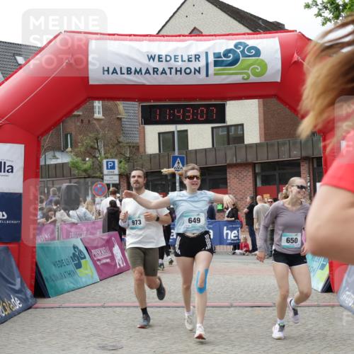 10.05.2026 - 8. Wedeler Halbmarathon Yannick Fuchs http://msf.ph/oto/9728966 10.05.2026 11:43:05 Ziel 109, 128, 649, 650, 849, 973, 2073, 2158 meine-sportfotos.de