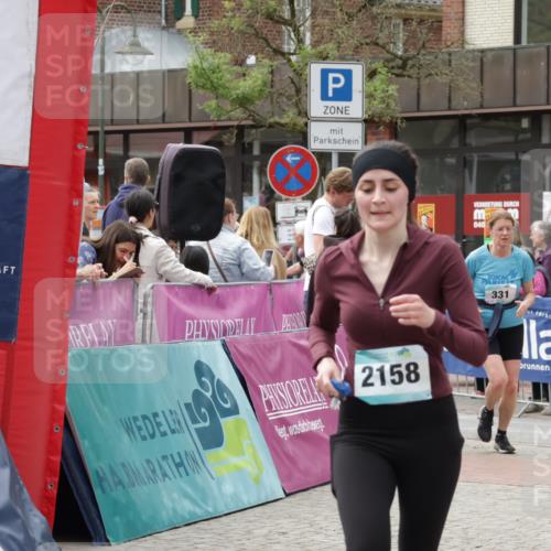 10.05.2026 - 8. Wedeler Halbmarathon Yannick Fuchs http://msf.ph/oto/9729037 10.05.2026 11:43:08 Ziel 331, 649, 650, 849, 973, 2073, 2158 meine-sportfotos.de