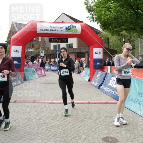 10.05.2026 - 8. Wedeler Halbmarathon Yannick Fuchs http://msf.ph/oto/9729078 10.05.2026 11:43:10 Ziel 331, 649, 650, 973, 2073, 2158 meine-sportfotos.de