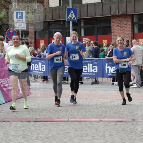 10.05.2026 - 8. Wedeler Halbmarathon Yannick Fuchs http://msf.ph/oto/9729214 10.05.2026 11:43:22 Ziel 85, 646, 647, 648 meine-sportfotos.de