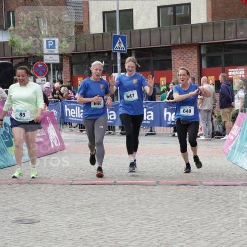 10.05.2026 - 8. Wedeler Halbmarathon Yannick Fuchs http://msf.ph/oto/9729228 10.05.2026 11:43:22 Ziel 85, 646, 647, 648 meine-sportfotos.de