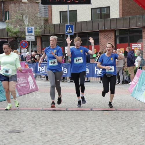 10.05.2026 - 8. Wedeler Halbmarathon Yannick Fuchs http://msf.ph/oto/9729237 10.05.2026 11:43:23 Ziel 85, 646, 647, 648 meine-sportfotos.de