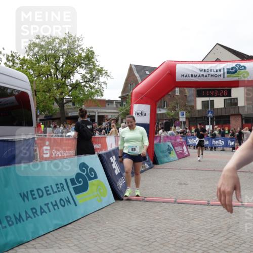 10.05.2026 - 8. Wedeler Halbmarathon Yannick Fuchs http://msf.ph/oto/9729331 10.05.2026 11:43:26 Ziel 85, 422, 646, 647, 648 meine-sportfotos.de