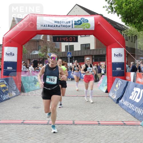 10.05.2026 - 8. Wedeler Halbmarathon Yannick Fuchs http://msf.ph/oto/9730873 10.05.2026 11:45:06 Ziel 233, 755, 756, 763, 1047 meine-sportfotos.de
