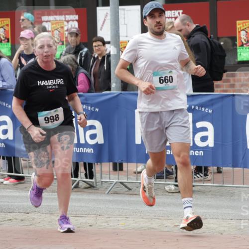 10.05.2026 - 8. Wedeler Halbmarathon Yannick Fuchs http://msf.ph/oto/9731055 10.05.2026 11:45:18 Ziel 660, 918, 998 meine-sportfotos.de