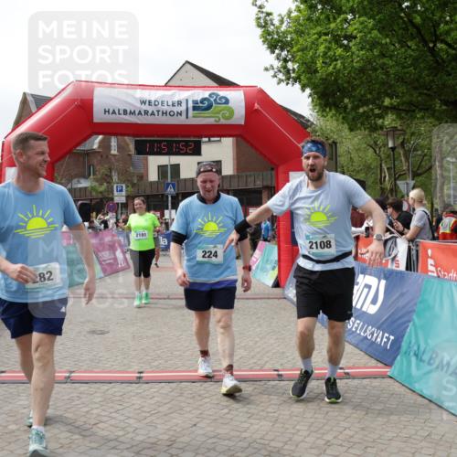 10.05.2026 - 8. Wedeler Halbmarathon Yannick Fuchs http://msf.ph/oto/9734215 10.05.2026 11:51:51 Ziel 224, 282, 489, 2108, 2191 meine-sportfotos.de