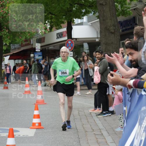 10.05.2026 - 8. Wedeler Halbmarathon Yannick Fuchs http://msf.ph/oto/9734599 10.05.2026 12:44:23 Ziel  meine-sportfotos.de