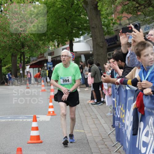 10.05.2026 - 8. Wedeler Halbmarathon Yannick Fuchs http://msf.ph/oto/9734606 10.05.2026 12:44:26 Ziel  meine-sportfotos.de