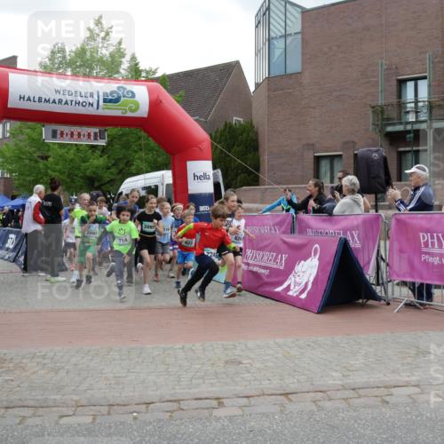 10.05.2026 - 8. Wedeler Halbmarathon Yannick Fuchs http://msf.ph/oto/9734648 10.05.2026 12:44:58 Ziel  meine-sportfotos.de