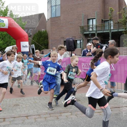 10.05.2026 - 8. Wedeler Halbmarathon Yannick Fuchs http://msf.ph/oto/9734677 10.05.2026 12:45:00 Ziel  meine-sportfotos.de