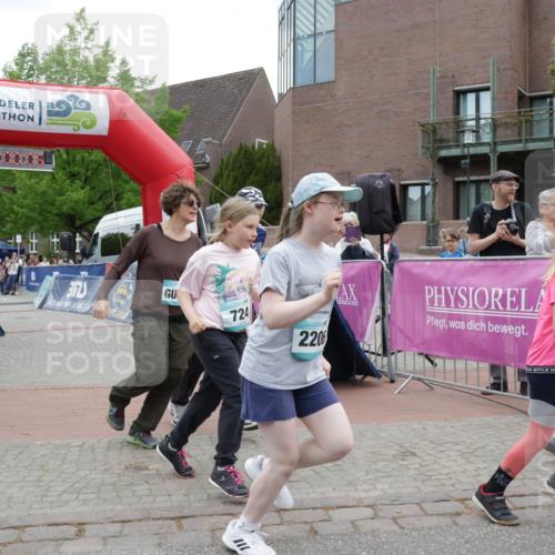 10.05.2026 - 8. Wedeler Halbmarathon Yannick Fuchs http://msf.ph/oto/9734714 10.05.2026 12:45:03 Ziel  meine-sportfotos.de