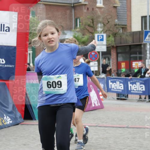 10.05.2026 - 8. Wedeler Halbmarathon Yannick Fuchs http://msf.ph/oto/9735113 10.05.2026 12:48:27 Ziel 147, 607, 609, 728, 2095 meine-sportfotos.de
