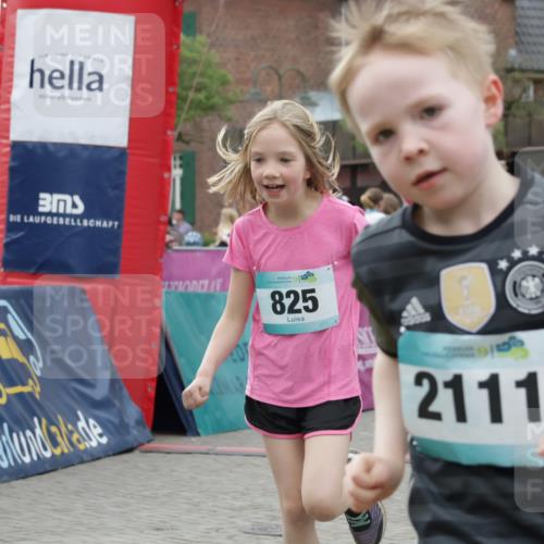 10.05.2026 - 8. Wedeler Halbmarathon Yannick Fuchs http://msf.ph/oto/9735256 10.05.2026 12:48:46 Ziel 148, 825, 909, 2111 meine-sportfotos.de