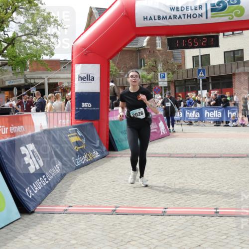 10.05.2026 - 8. Wedeler Halbmarathon Yannick Fuchs http://msf.ph/oto/9735257 10.05.2026 11:55:19 Ziel 2026 meine-sportfotos.de