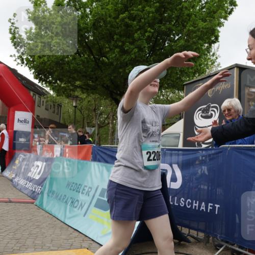10.05.2026 - 8. Wedeler Halbmarathon Yannick Fuchs http://msf.ph/oto/9735395 10.05.2026 12:49:40 Ziel  meine-sportfotos.de