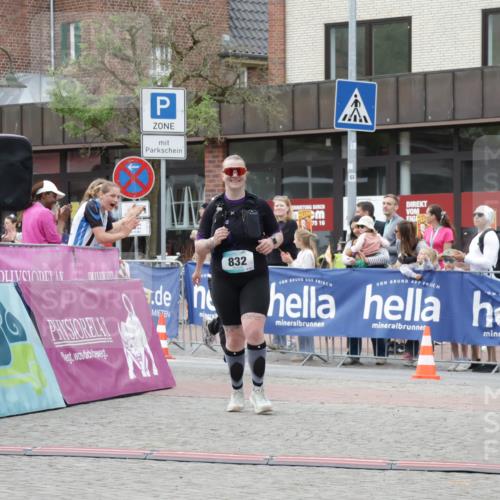 10.05.2026 - 8. Wedeler Halbmarathon Yannick Fuchs http://msf.ph/oto/9735410 10.05.2026 12:49:46 Ziel 832, 2171 meine-sportfotos.de