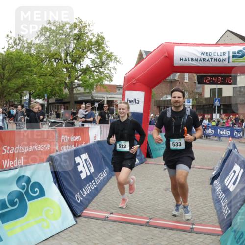 10.05.2026 - 8. Wedeler Halbmarathon Yannick Fuchs http://msf.ph/oto/9736704 10.05.2026 12:43:13 Ziel 129, 30, 532, 533, 532, 533 meine-sportfotos.de