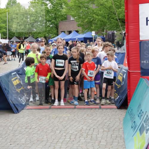 10.05.2026 - 8. Wedeler Halbmarathon Yannick Fuchs http://msf.ph/oto/9736731 10.05.2026 12:44:10 Ziel 3, 08, 2095, 2249, 2024, 2248, 623, 624 meine-sportfotos.de