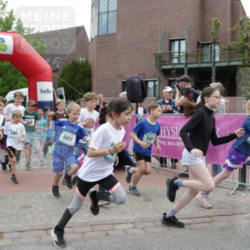10.05.2026 - 8. Wedeler Halbmarathon Yannick Fuchs http://msf.ph/oto/9736775 10.05.2026 12:45:00 Ziel 2170, 20, 96, 795, 850, 607, 147 meine-sportfotos.de