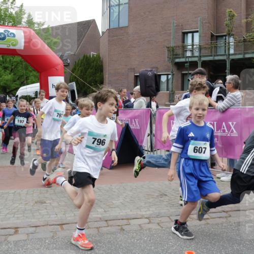 10.05.2026 - 8. Wedeler Halbmarathon Yannick Fuchs http://msf.ph/oto/9736778 10.05.2026 12:45:01 Ziel 2170, 2054, 3, 197, 797, 796, 24, 607 meine-sportfotos.de