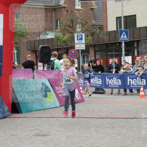 10.05.2026 - 8. Wedeler Halbmarathon Yannick Fuchs http://msf.ph/oto/9736938 10.05.2026 12:48:12 Ziel 346, 2013, 346, 408, 795, 2013, 2116 meine-sportfotos.de