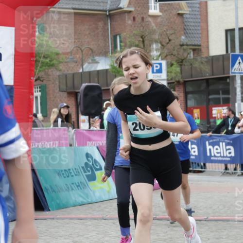10.05.2026 - 8. Wedeler Halbmarathon Yannick Fuchs http://msf.ph/oto/9736987 10.05.2026 12:48:26 Ziel 7, 205, 147, 607, 609, 728, 2095, 2172 meine-sportfotos.de