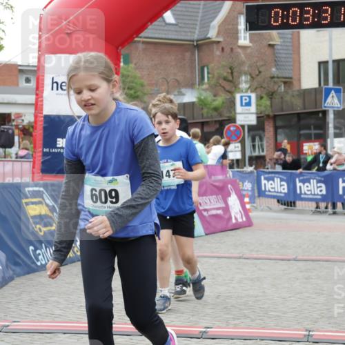 10.05.2026 - 8. Wedeler Halbmarathon Yannick Fuchs http://msf.ph/oto/9736996 10.05.2026 12:48:28 Ziel 30, 31, 10, 03, 33, 56, 609, 147, 147, 607, 609, 728, 2095 meine-sportfotos.de
