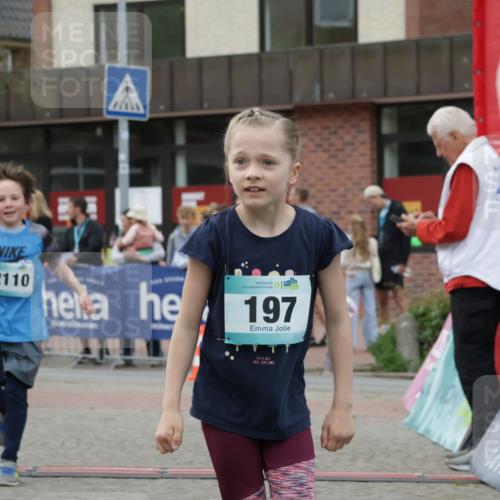 10.05.2026 - 8. Wedeler Halbmarathon Yannick Fuchs http://msf.ph/oto/9737036 10.05.2026 12:48:39 Ziel 2110, 197, 148, 197, 519, 2054, 2063, 2066, 2110, 2150, 2170 meine-sportfotos.de