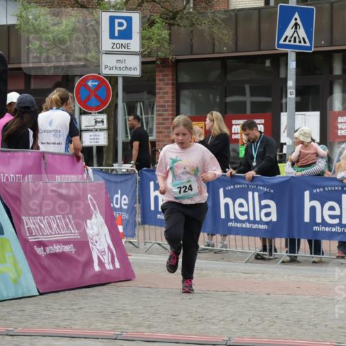 10.05.2026 - 8. Wedeler Halbmarathon Yannick Fuchs http://msf.ph/oto/9737083 10.05.2026 12:48:54 Ziel 10, 05, 20, 08, 00, 15, 00, 040, 724, 724, 909 meine-sportfotos.de