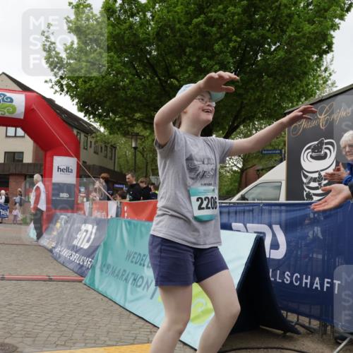 10.05.2026 - 8. Wedeler Halbmarathon Yannick Fuchs http://msf.ph/oto/9737135 10.05.2026 12:49:40 Ziel 19, 0, 04, 43, 2206 meine-sportfotos.de