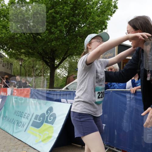 10.05.2026 - 8. Wedeler Halbmarathon Yannick Fuchs http://msf.ph/oto/9737138 10.05.2026 12:49:40 Ziel 220 meine-sportfotos.de