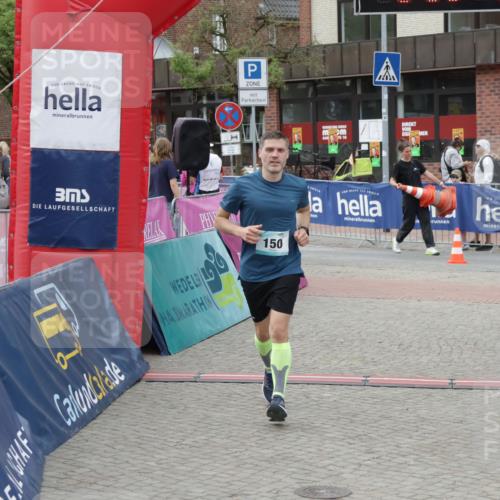 10.05.2026 - 8. Wedeler Halbmarathon Yannick Fuchs http://msf.ph/oto/9737170 10.05.2026 12:50:38 Ziel 150, 150 meine-sportfotos.de