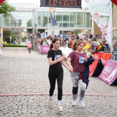 12.06.2026 - Holstenköstenlauf LAZAROV Photography http://msf.ph/oto/9737180 12.06.2026 18:13:21 Laufen 3324, 4750 meine-sportfotos.de