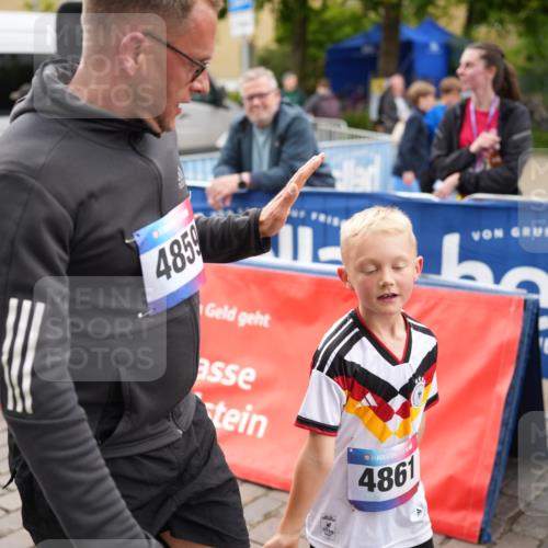 12.06.2026 - Holstenköstenlauf LAZAROV Photography http://msf.ph/oto/9737198 12.06.2026 18:13:00 Laufen 3989, 4835 meine-sportfotos.de