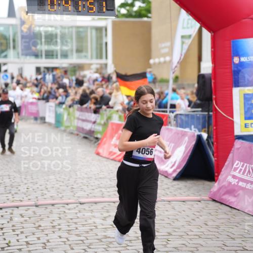 12.06.2026 - Holstenköstenlauf LAZAROV Photography http://msf.ph/oto/9737240 12.06.2026 18:11:49 Laufen 3441, 3442, 4056, 4643, 4679 meine-sportfotos.de
