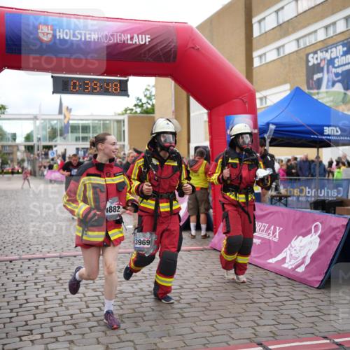 12.06.2026 - Holstenköstenlauf LAZAROV Photography http://msf.ph/oto/9737276 12.06.2026 18:09:46 Laufen 3398, 3969, 4508, 4882 meine-sportfotos.de