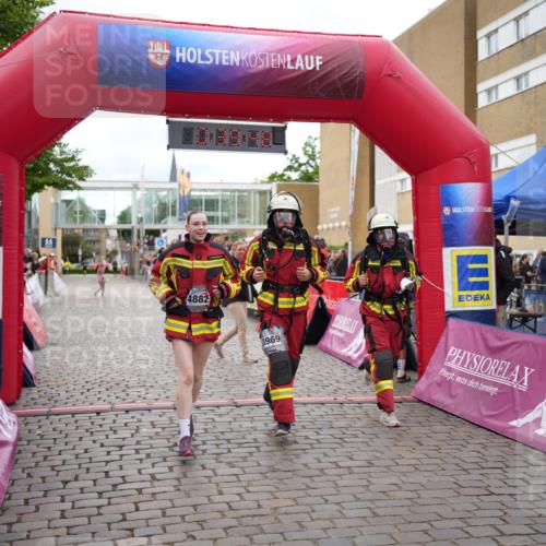 12.06.2026 - Holstenköstenlauf LAZAROV Photography http://msf.ph/oto/9737279 12.06.2026 18:09:46 Laufen 3398, 3969, 4508, 4882 meine-sportfotos.de