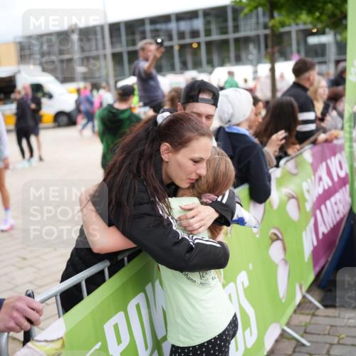 12.06.2026 - Holstenköstenlauf LAZAROV Photography http://msf.ph/oto/9737292 12.06.2026 18:09:33 Laufen 4512 meine-sportfotos.de